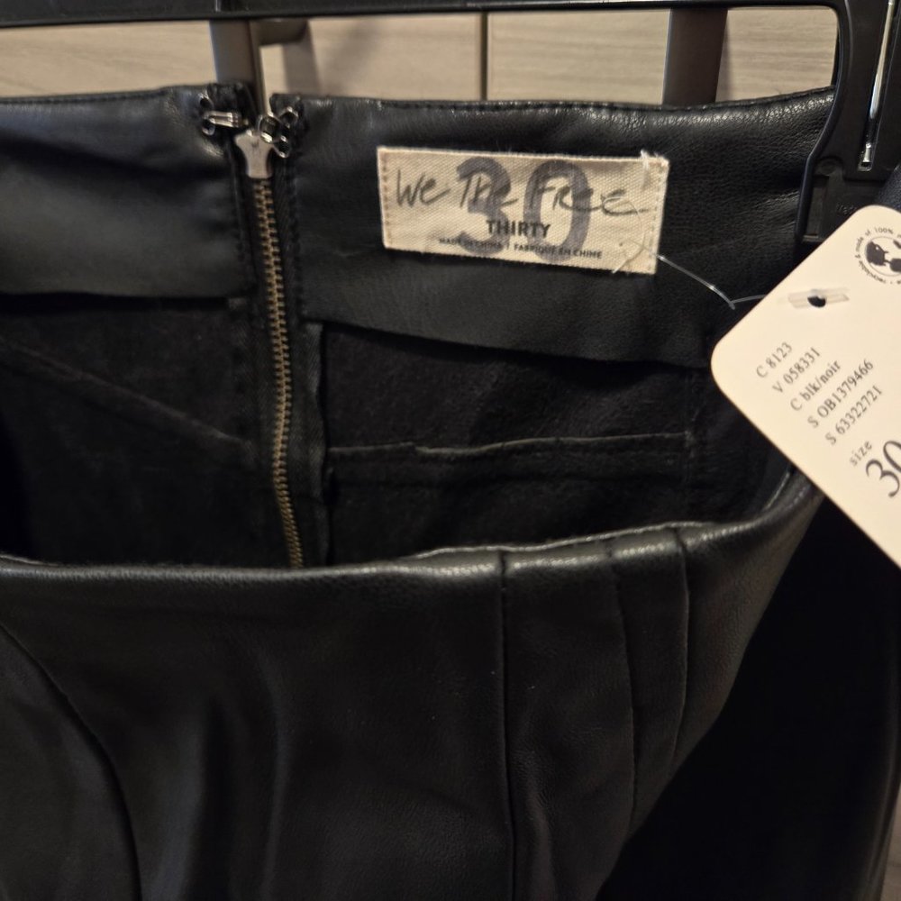 Free People black faux leather back zip boot cut pants nwt - Picture 4 of 7